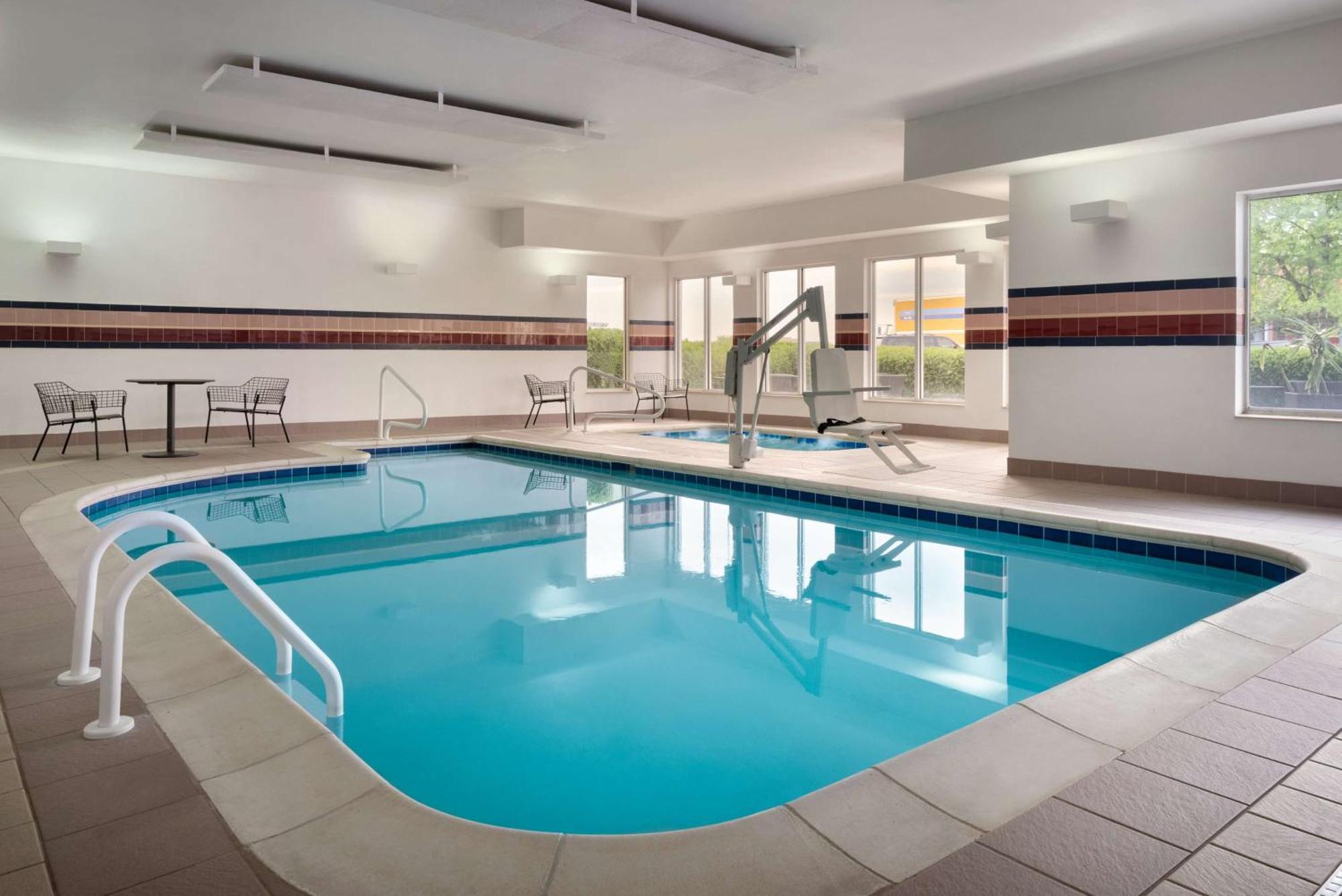 Hilton Garden Inn Fort Wayne Ellisville Екстериор снимка