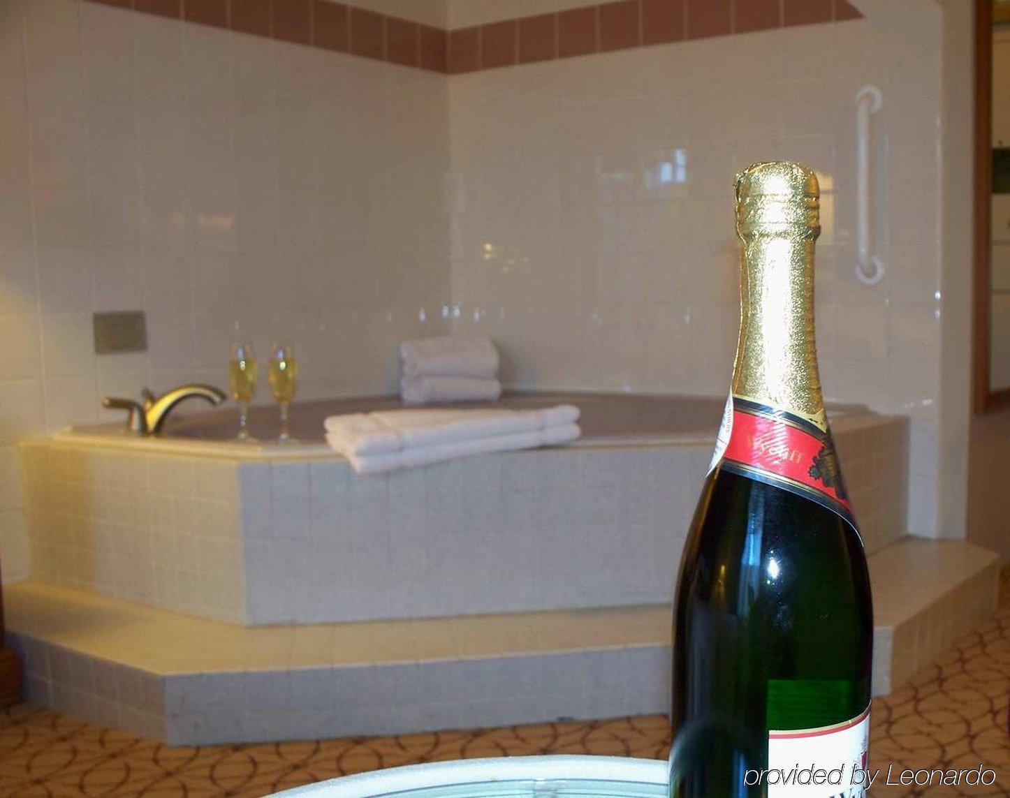 Hilton Garden Inn Fort Wayne Ellisville Стая снимка